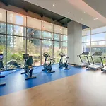 Vayk - Elegant 1 Bd With Scenic Marina Views