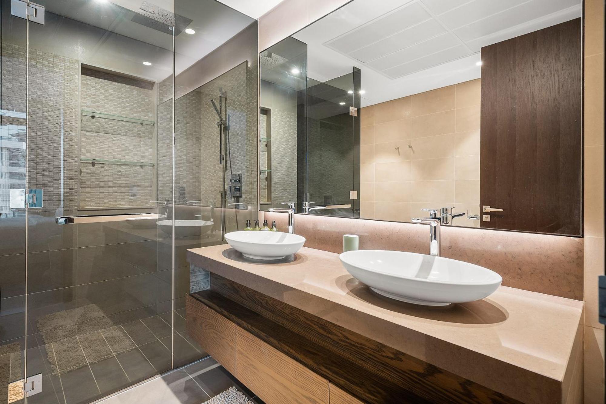 Apartment Vayk - Elegant 1 Bd With Scenic Marina Views *